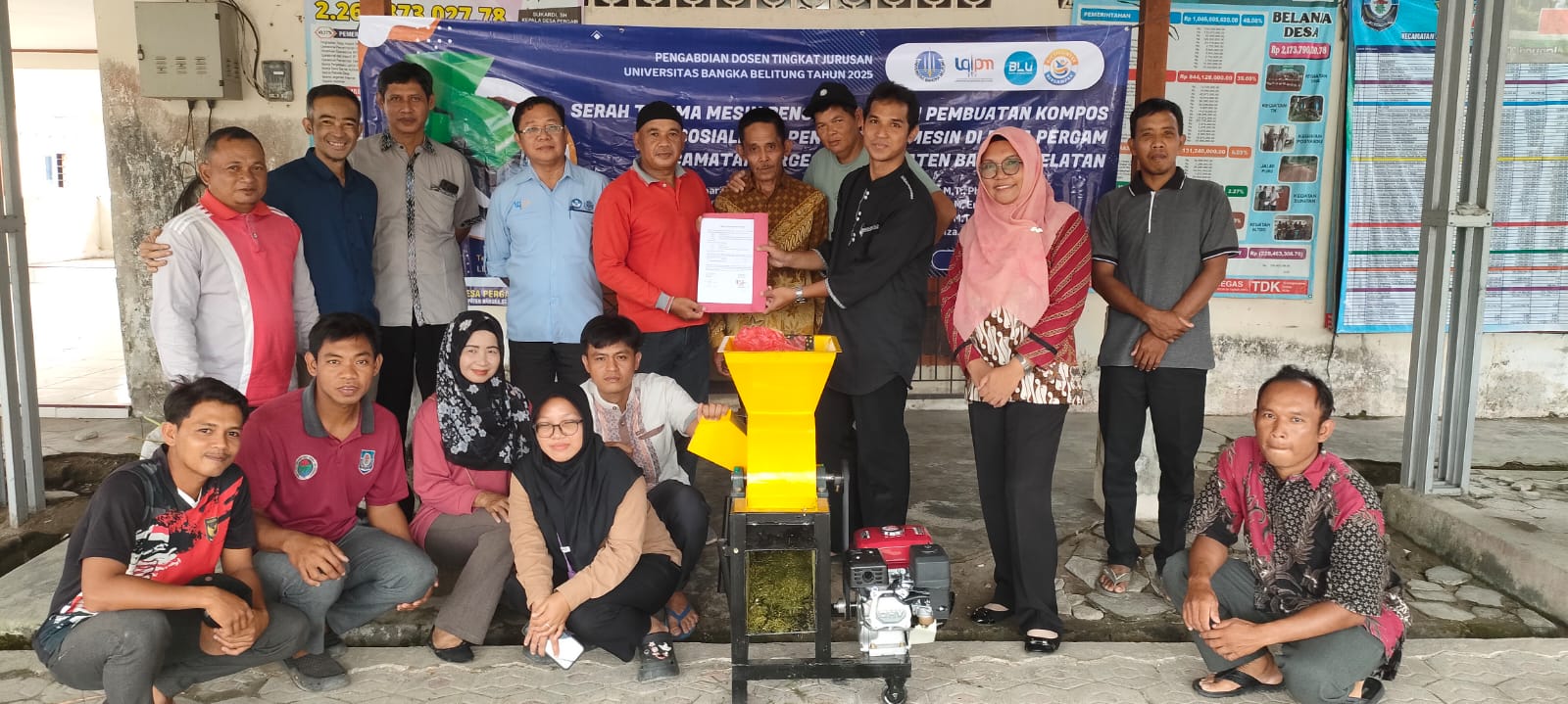 Membangun Desa Lewat Teknologi: Pengabdian Dosen Tingkat Jurusan Tahun 2025 Serahkan Mesin Pencacah Bahan Pembuatan Kompos ke Desa Pergam